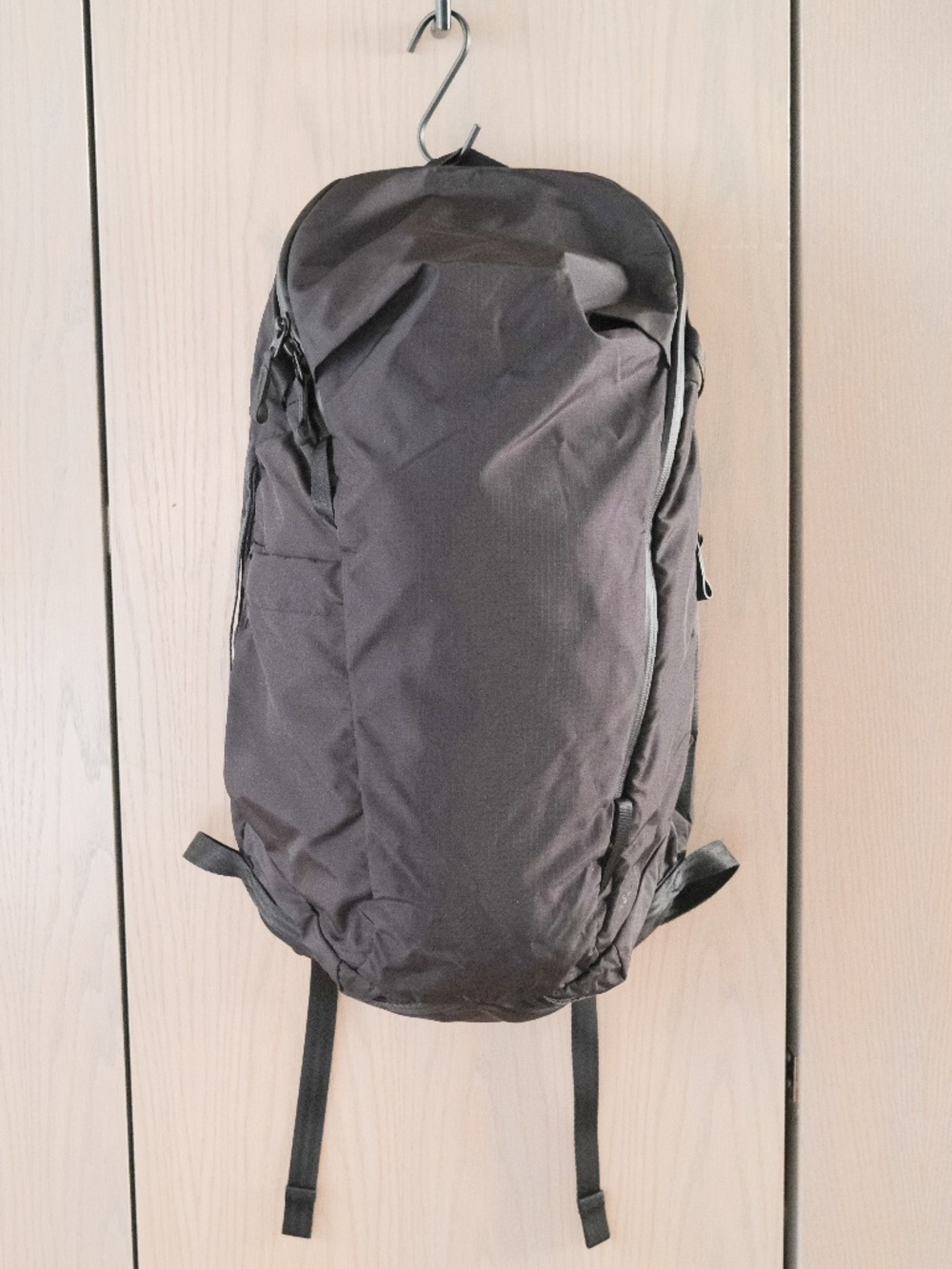 Able Carry Daybreaker 2 Cordura Ripstop in Black 25L